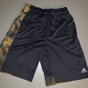 Adidas | Large Black Basketball shorts